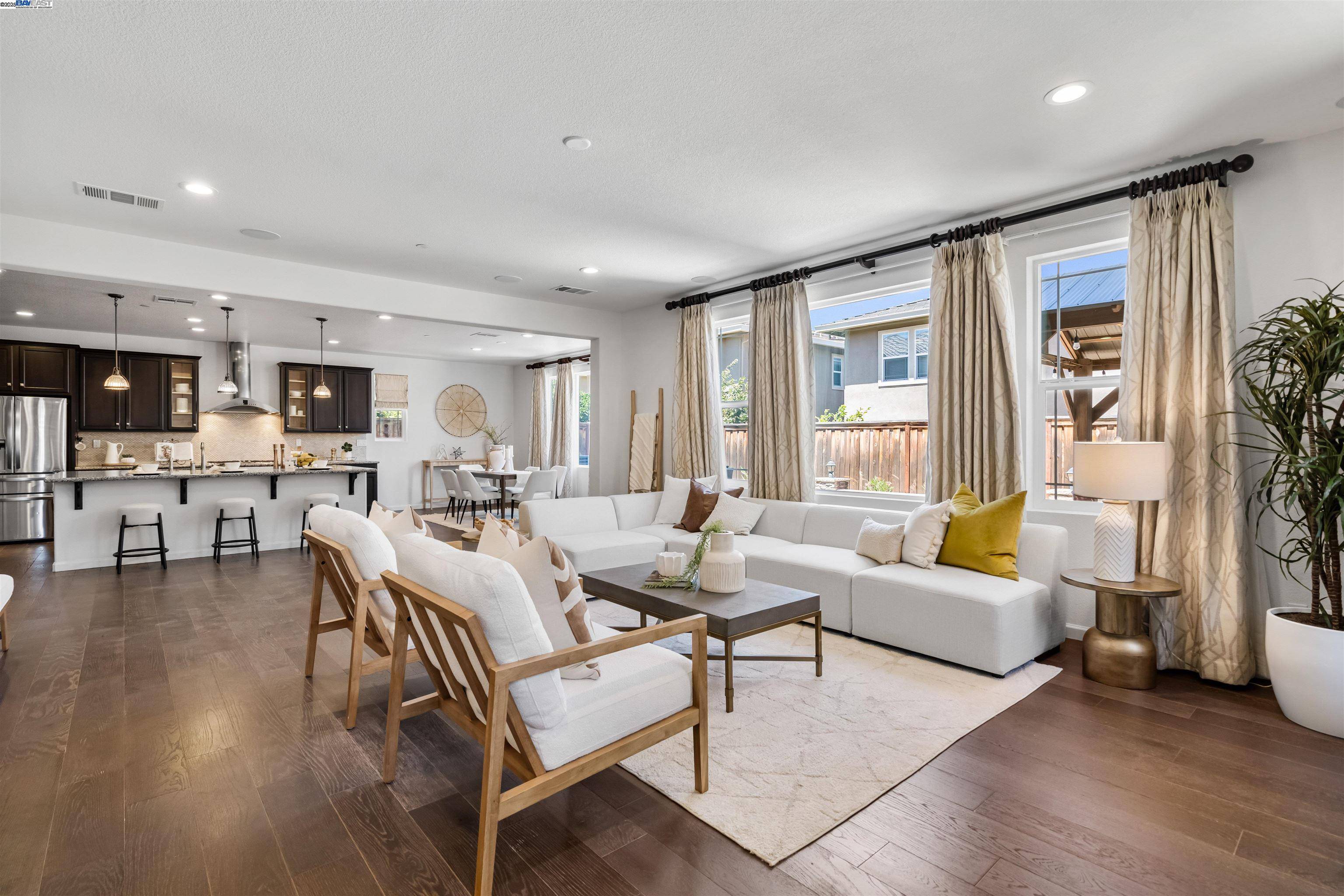 Mountain House, CA 95391,575 W Strauss Dr