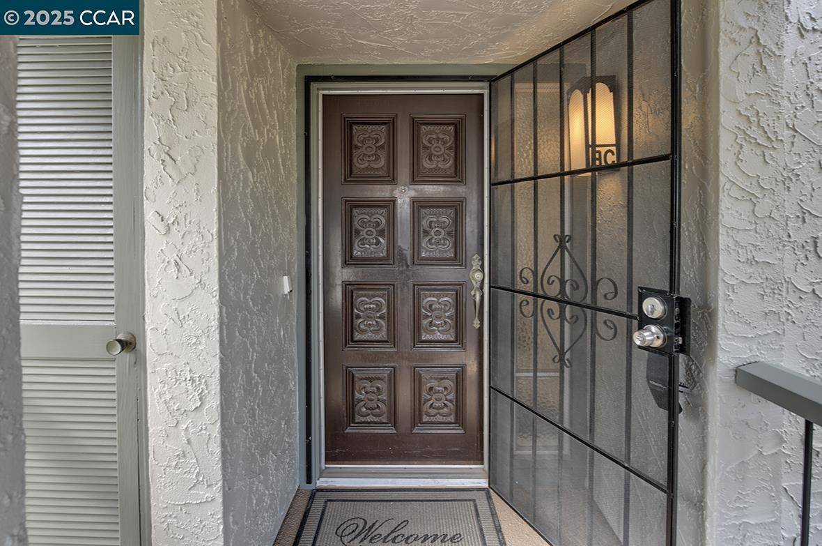 Walnut Creek, CA 94595,4033 Terra Granada Dr #9C