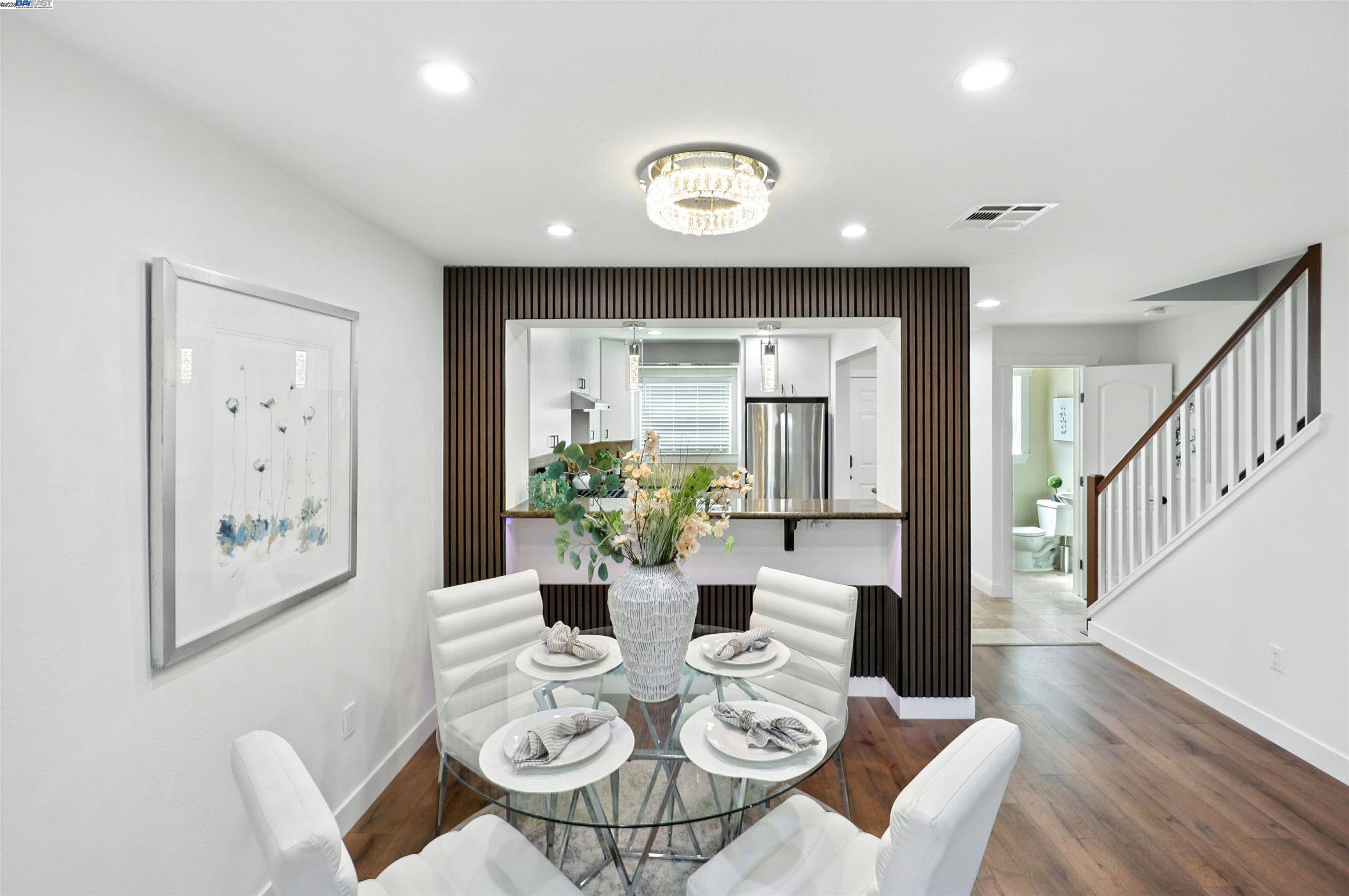 Sunnyvale, CA 94087,865 Carlisle Way #128