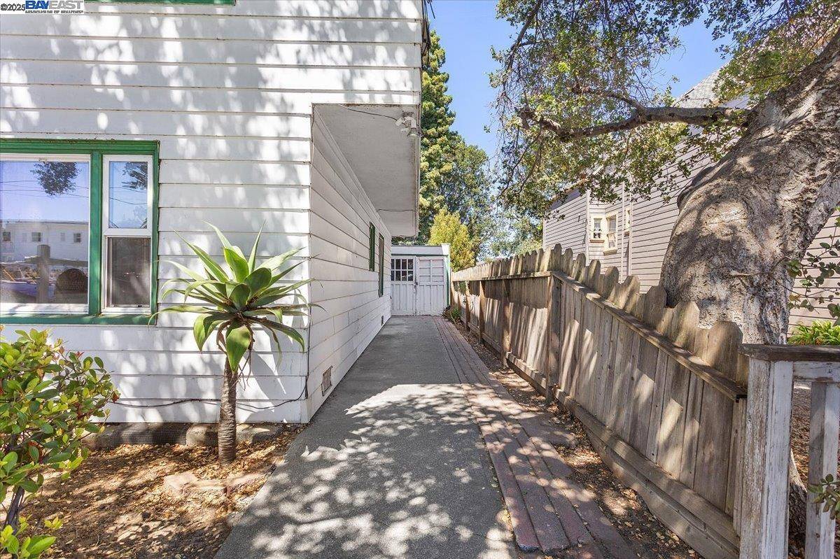 Alameda, CA 94501,2255 Lincoln Ave.