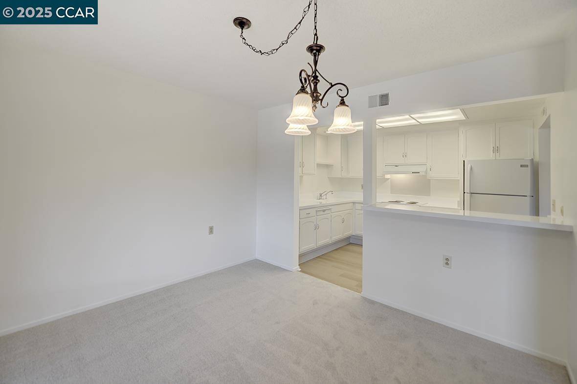 Walnut Creek, CA 94595,1200 Oakmont Dr #3