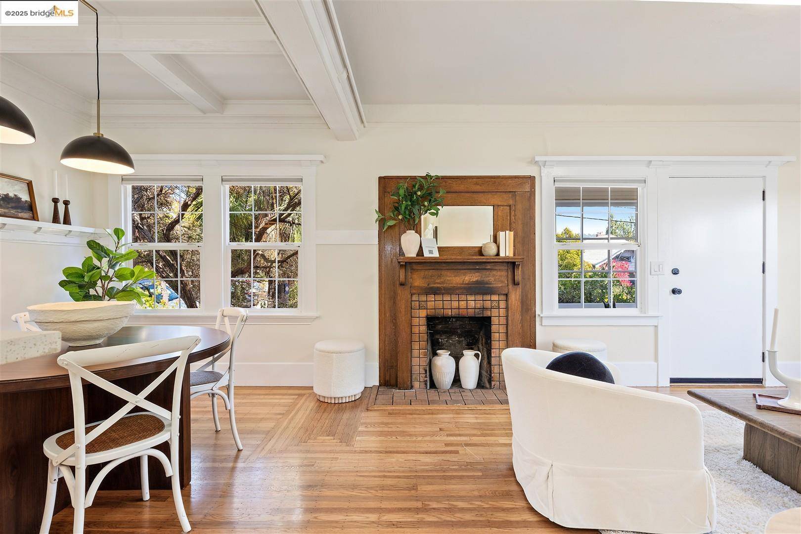Oakland, CA 94601,4207 Aqua Vista St
