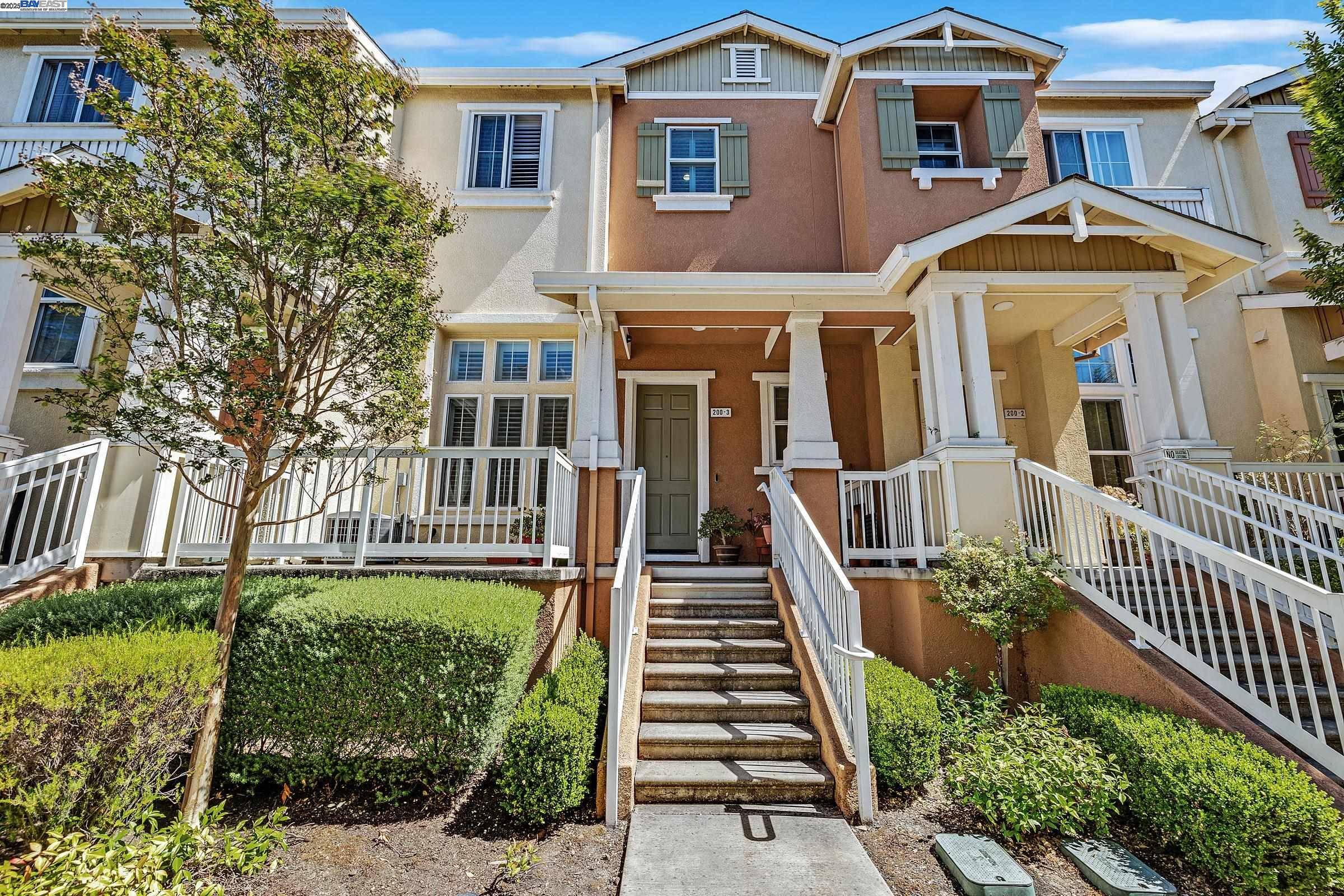 Hayward, CA 94541,200 Old Oak Ln #3