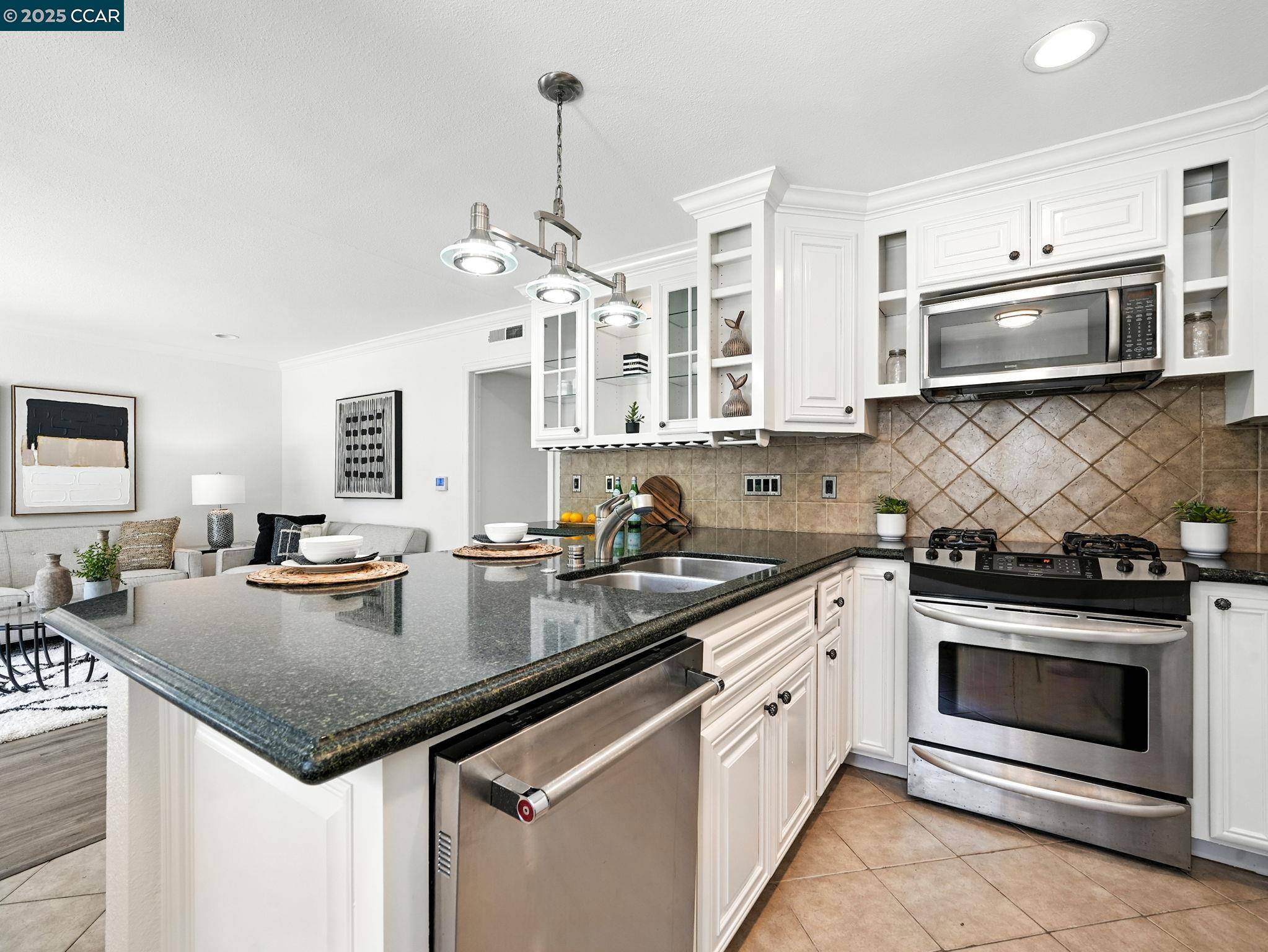 Danville, CA 94526,200 El Dorado Ave #17