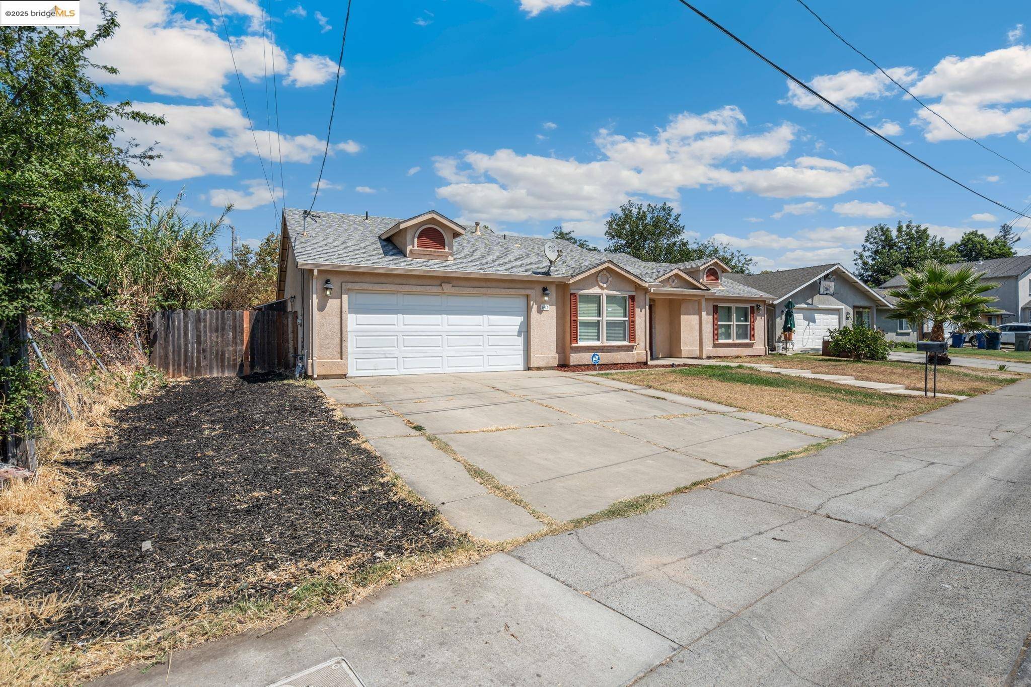 Sacramento, CA 95838,1013 Los Robles Boulevard