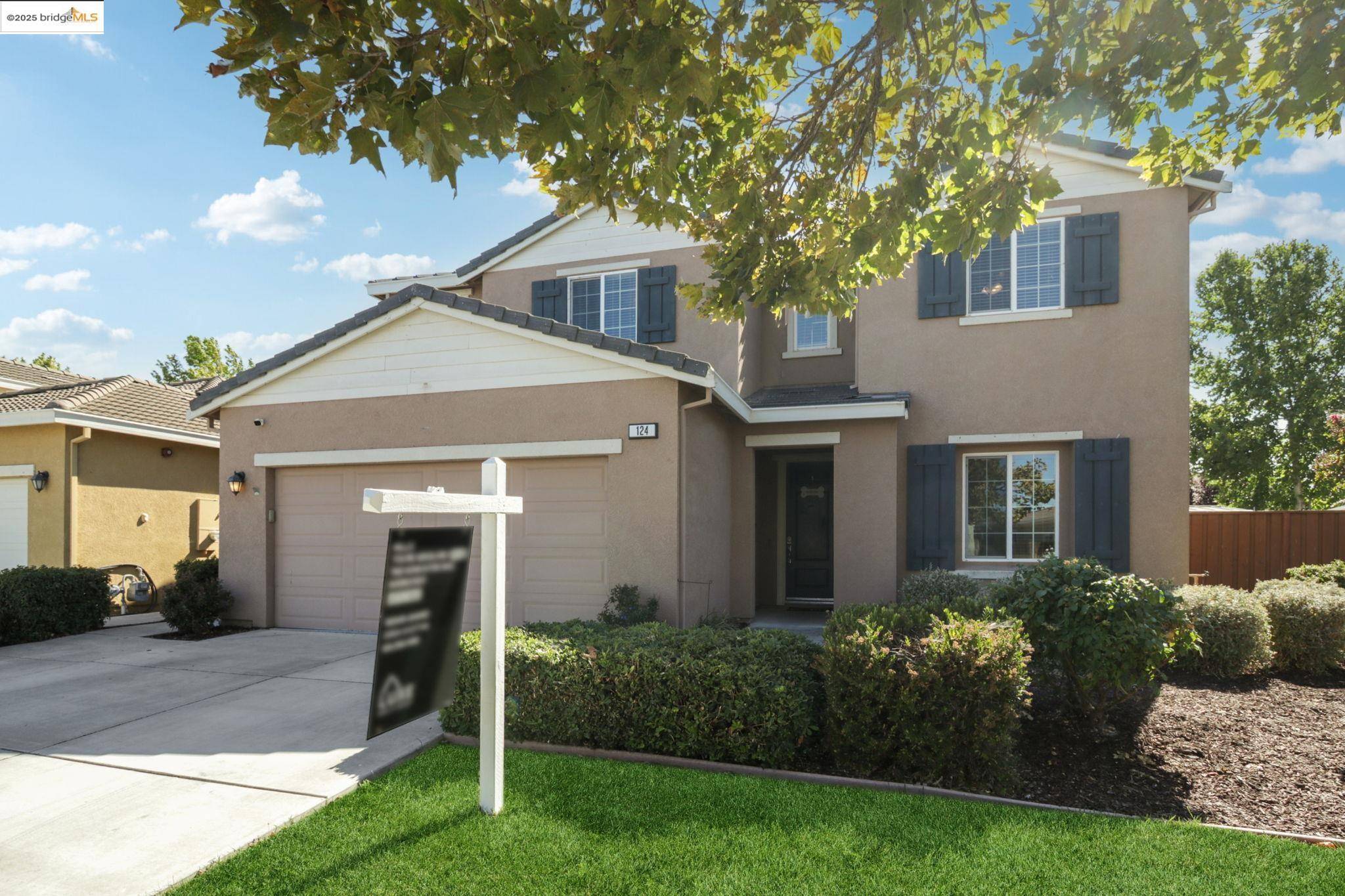 Oakley, CA 94561,124 Clear Lake Ct