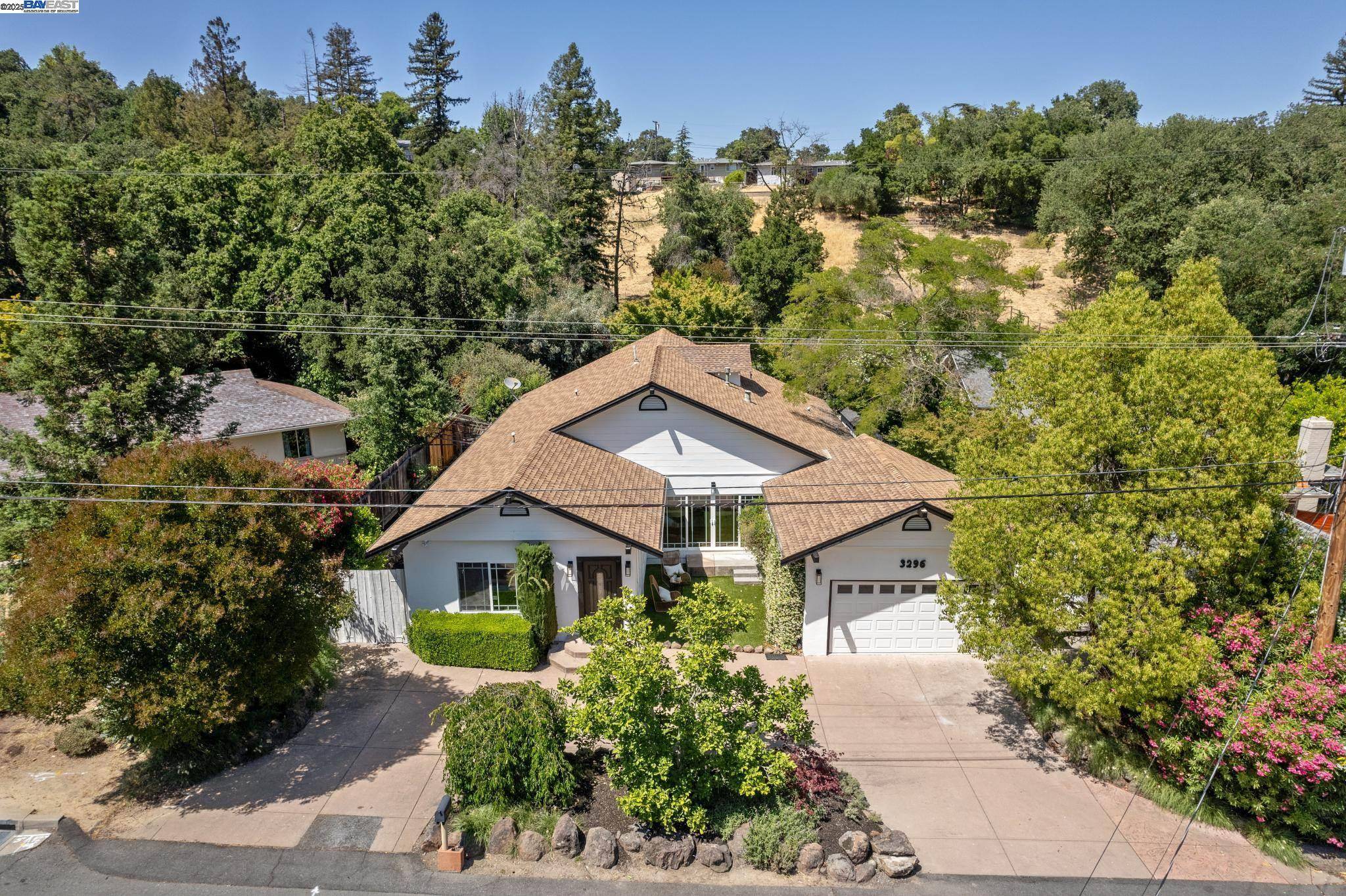 Lafayette, CA 94549,3296 Walnut Ln