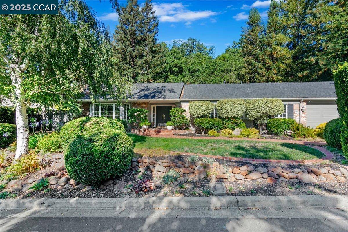 Orinda, CA 94563,539 Dalewood Dr