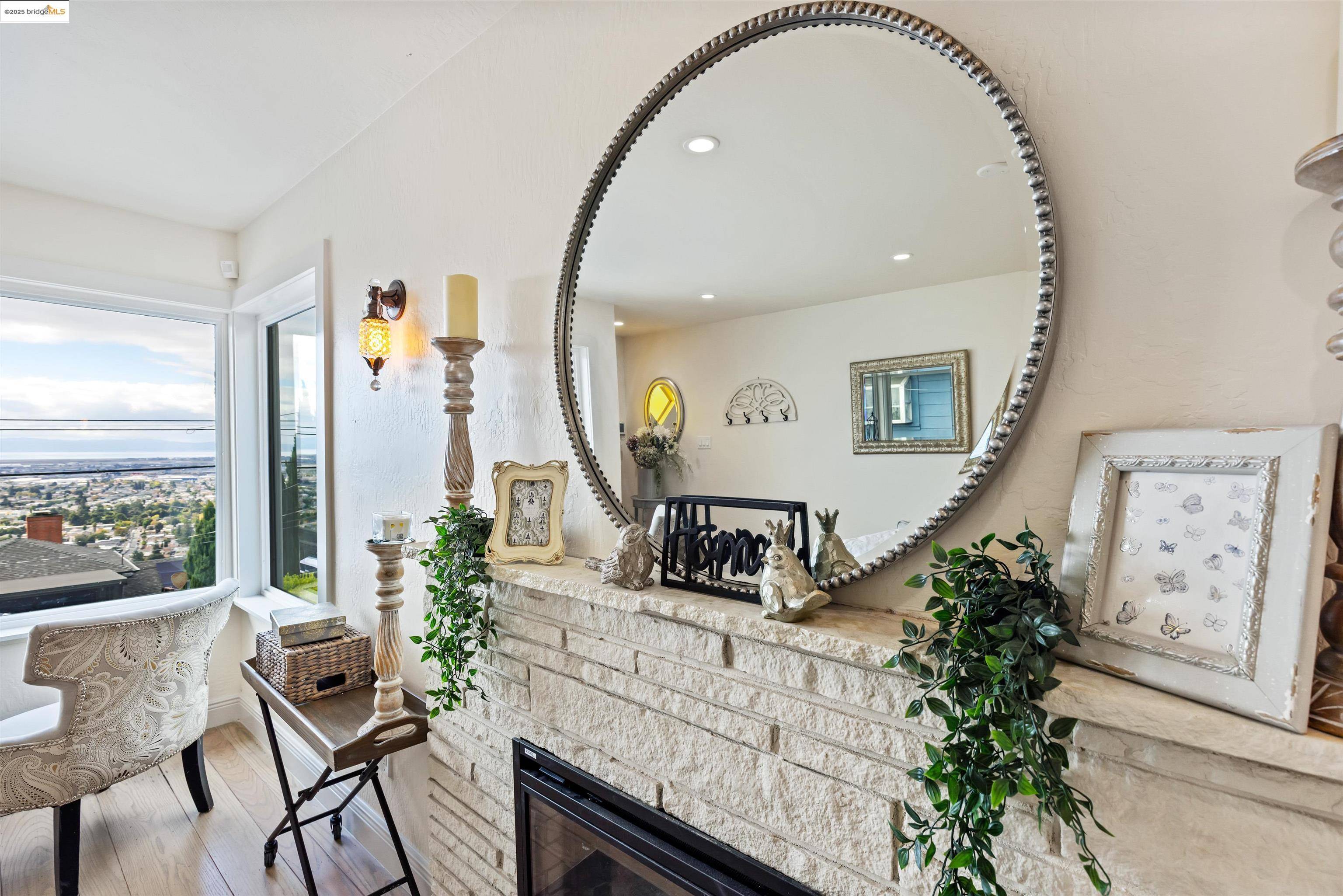 Oakland, CA 94605,7756 Sunkist Dr