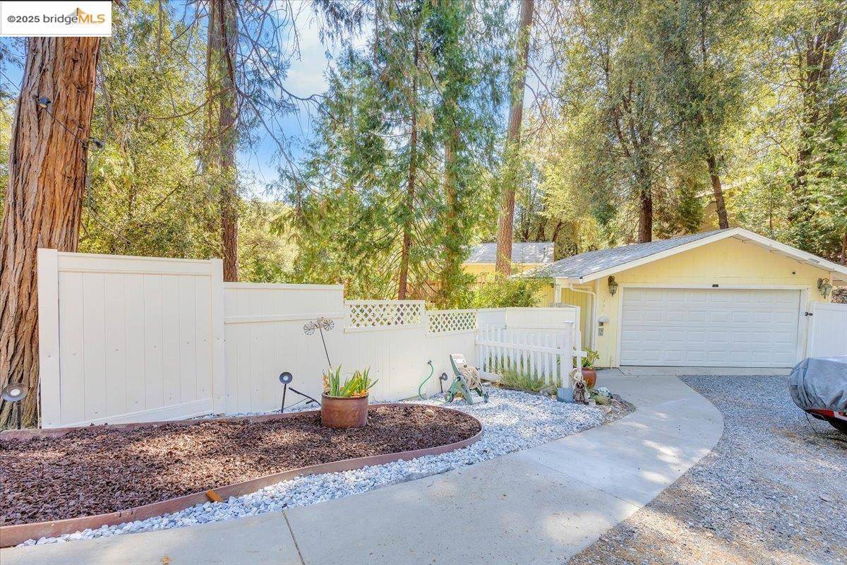 Sonora, CA 95370,21931 Glenwood Rd