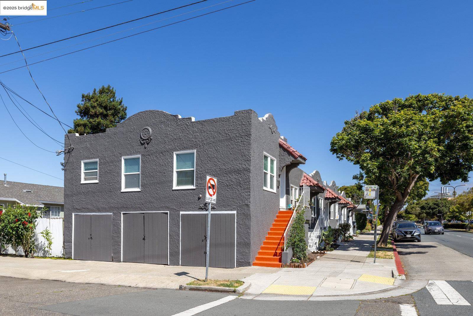Berkeley, CA 94702,2624 Sacramento St