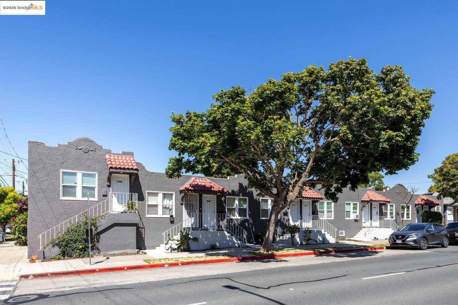 Berkeley, CA 94702,2624 Sacramento St