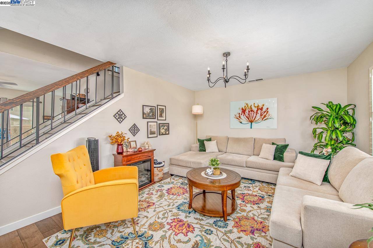 Livermore, CA 94550,3732 Carrigan Cmn