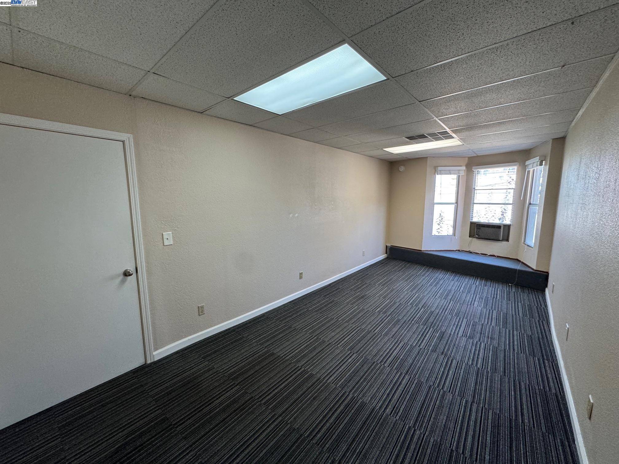 Oakland, CA 94609,4601 Telegraph Ave 202