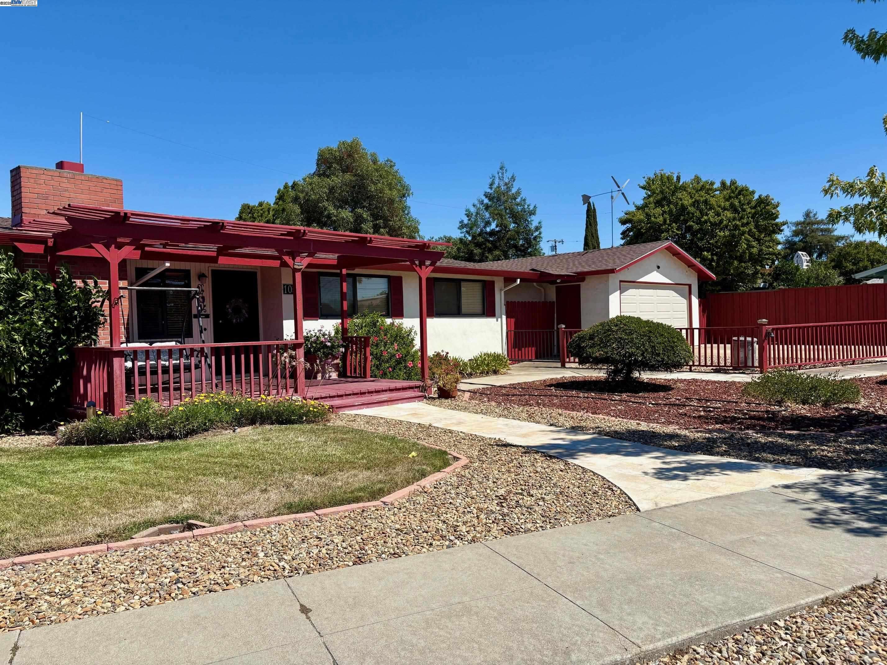 Livermore, CA 94551,1052 Rincon Ave