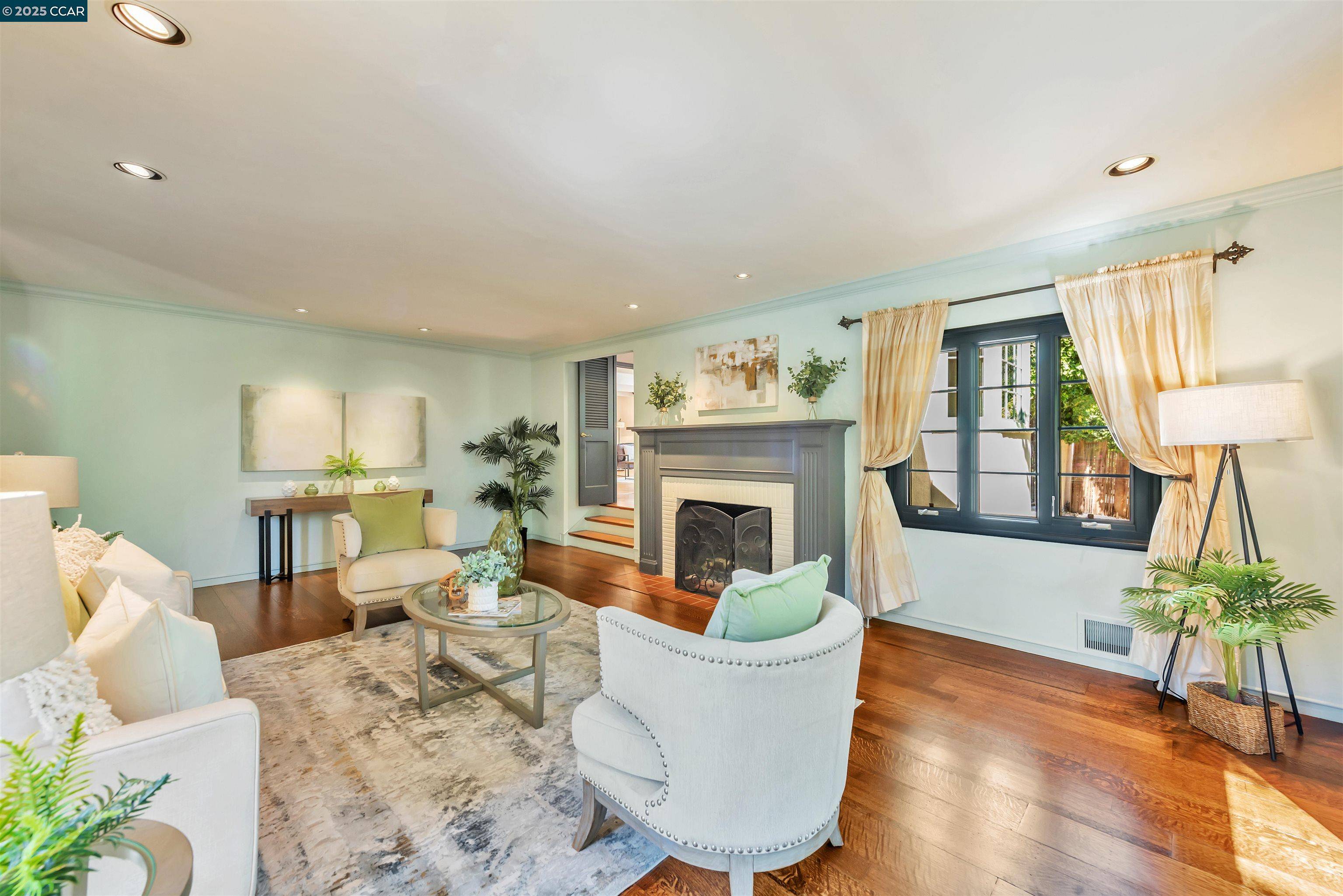 Orinda, CA 94563,23 El Verano
