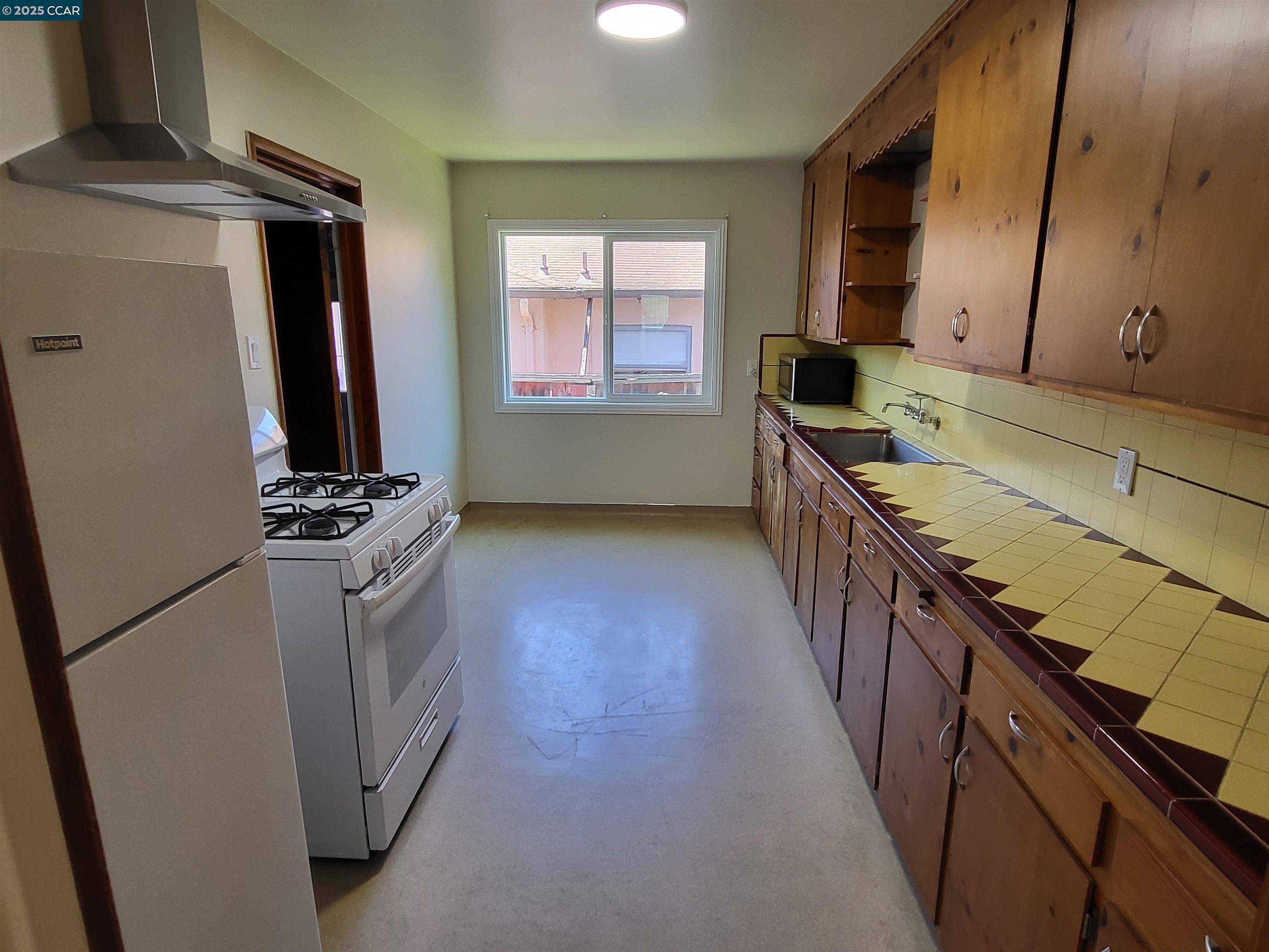 El Cerrito, CA 94530,7351 Hotchkiss Ave