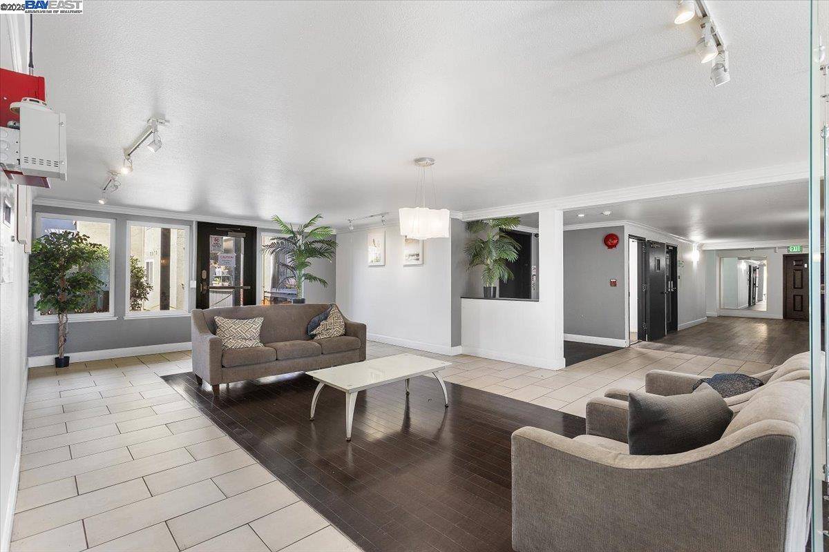 Hayward, CA 94541,1318 B Street #314