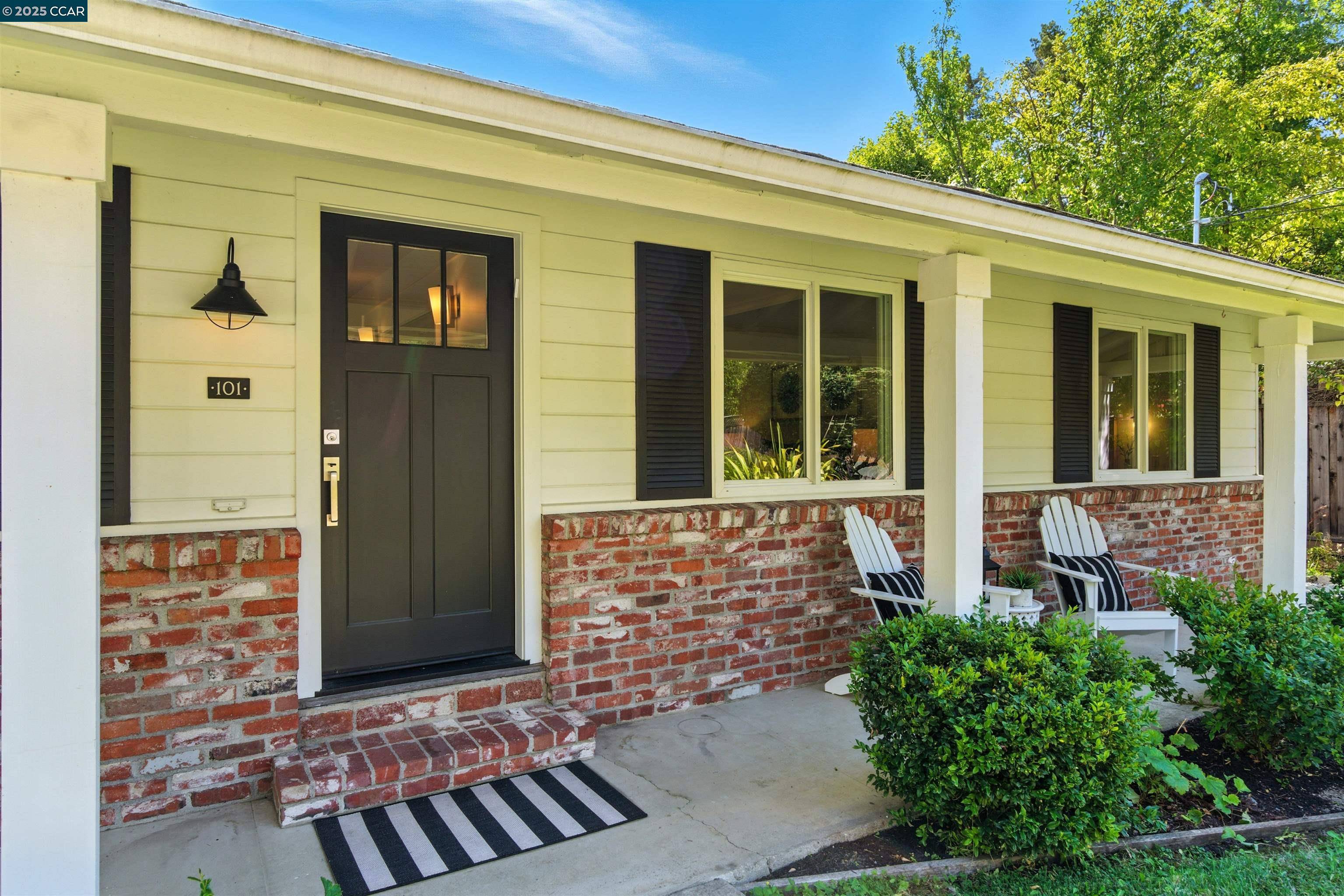 Orinda, CA 94563,101 Meadow Ln