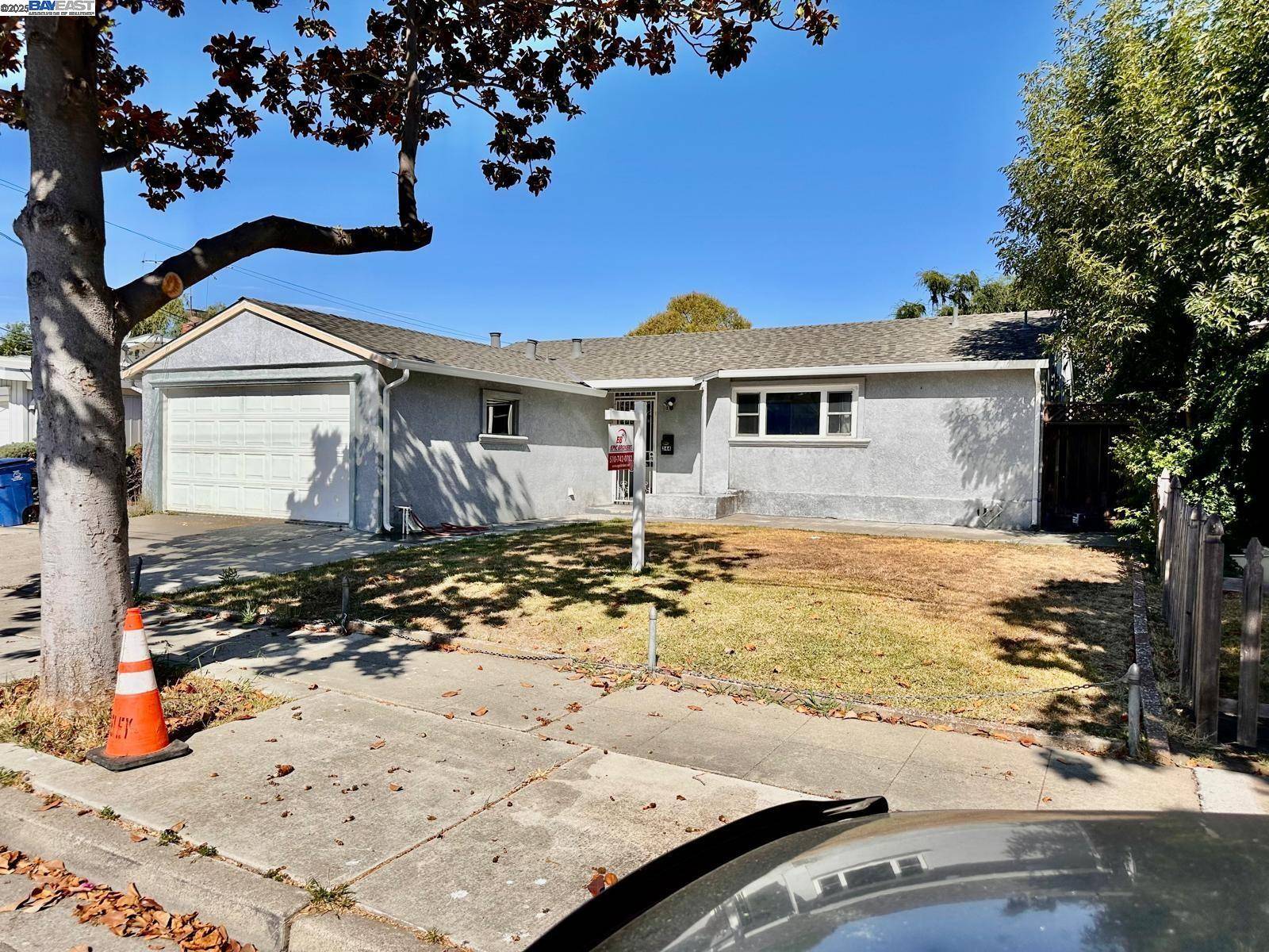 Hayward, CA 94544,344 Rousseau St