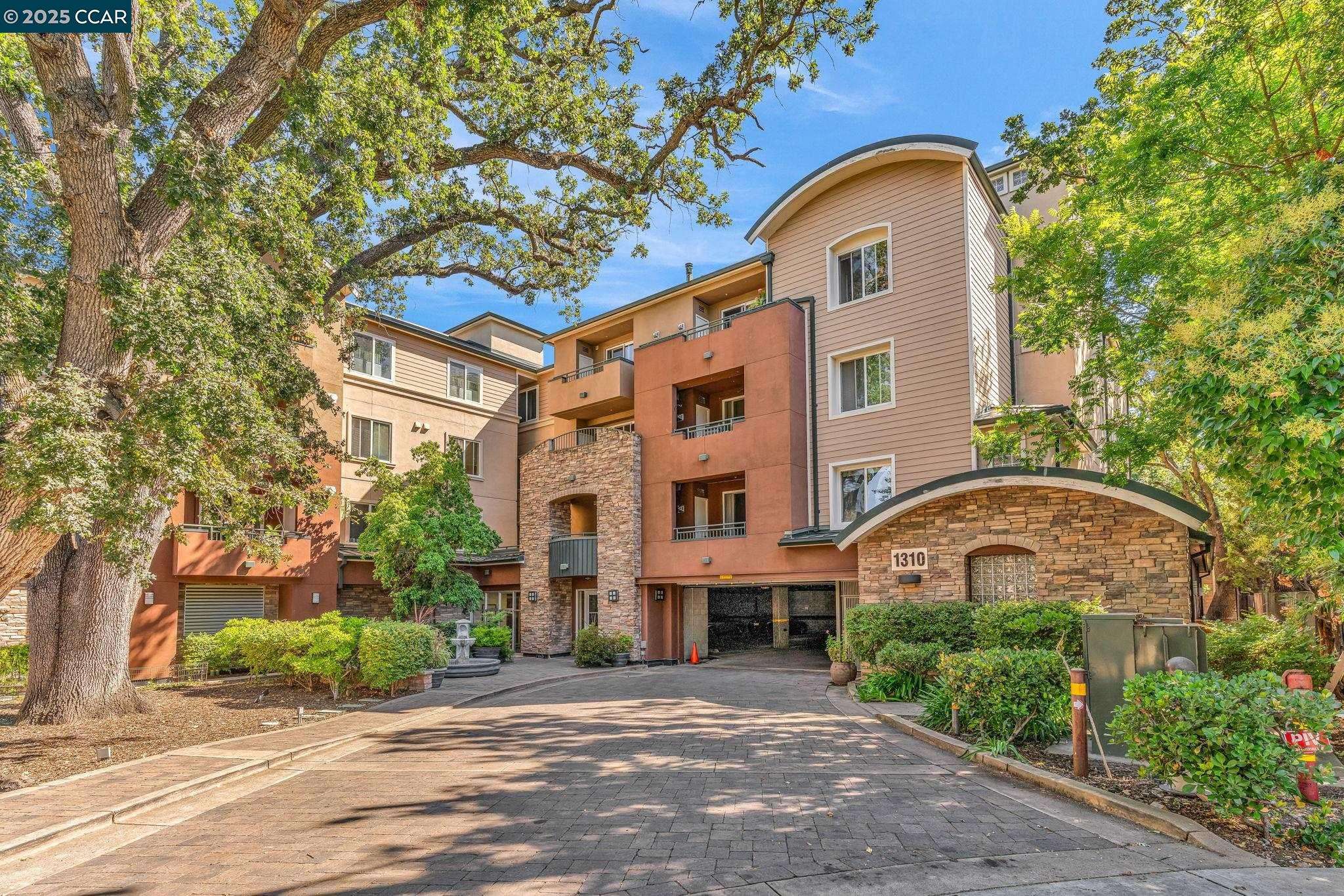 Walnut Creek, CA 94596,1310 Creekside Drive #303