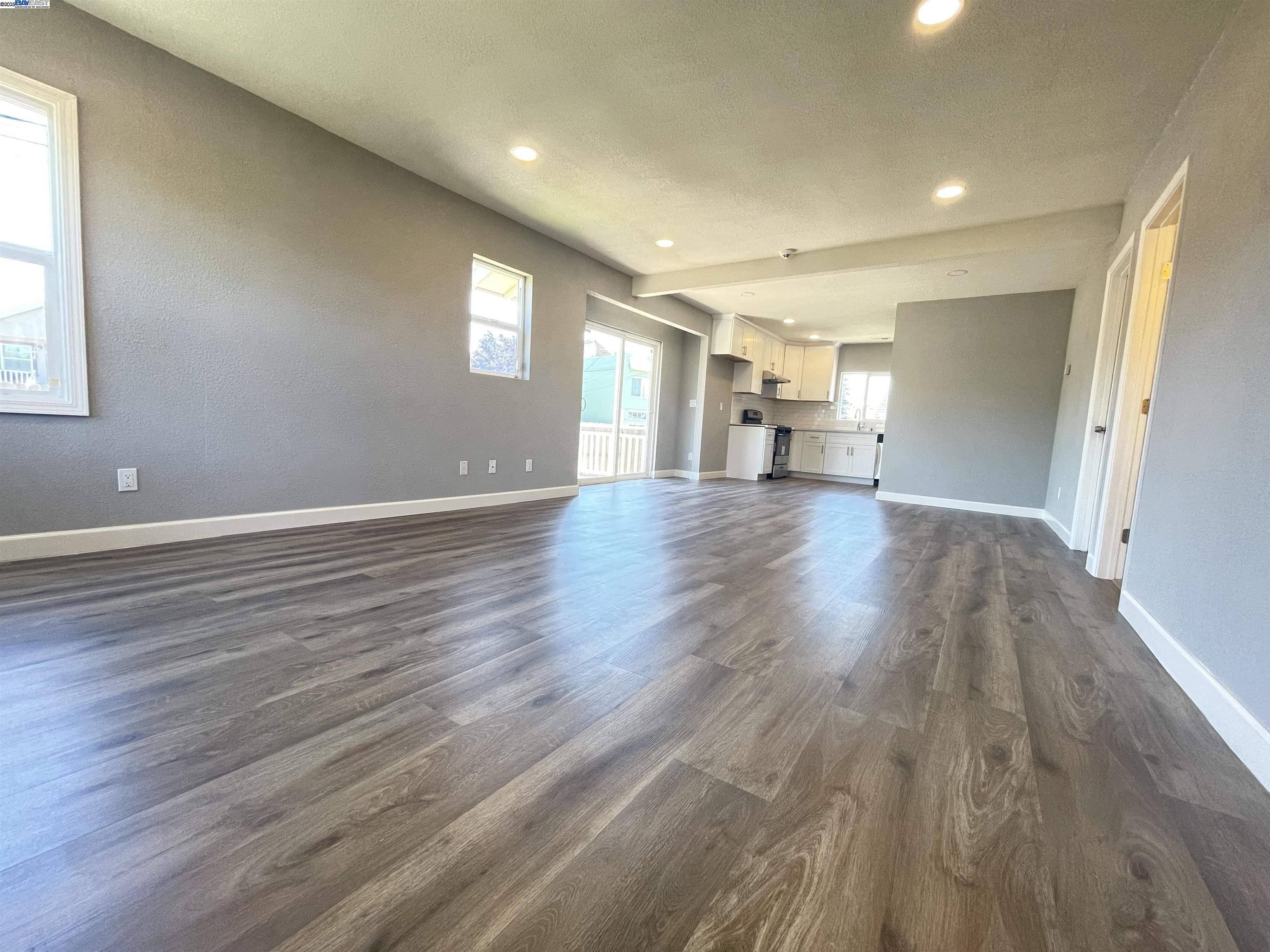 Oakland, CA 94601,5483 Wadean Pl