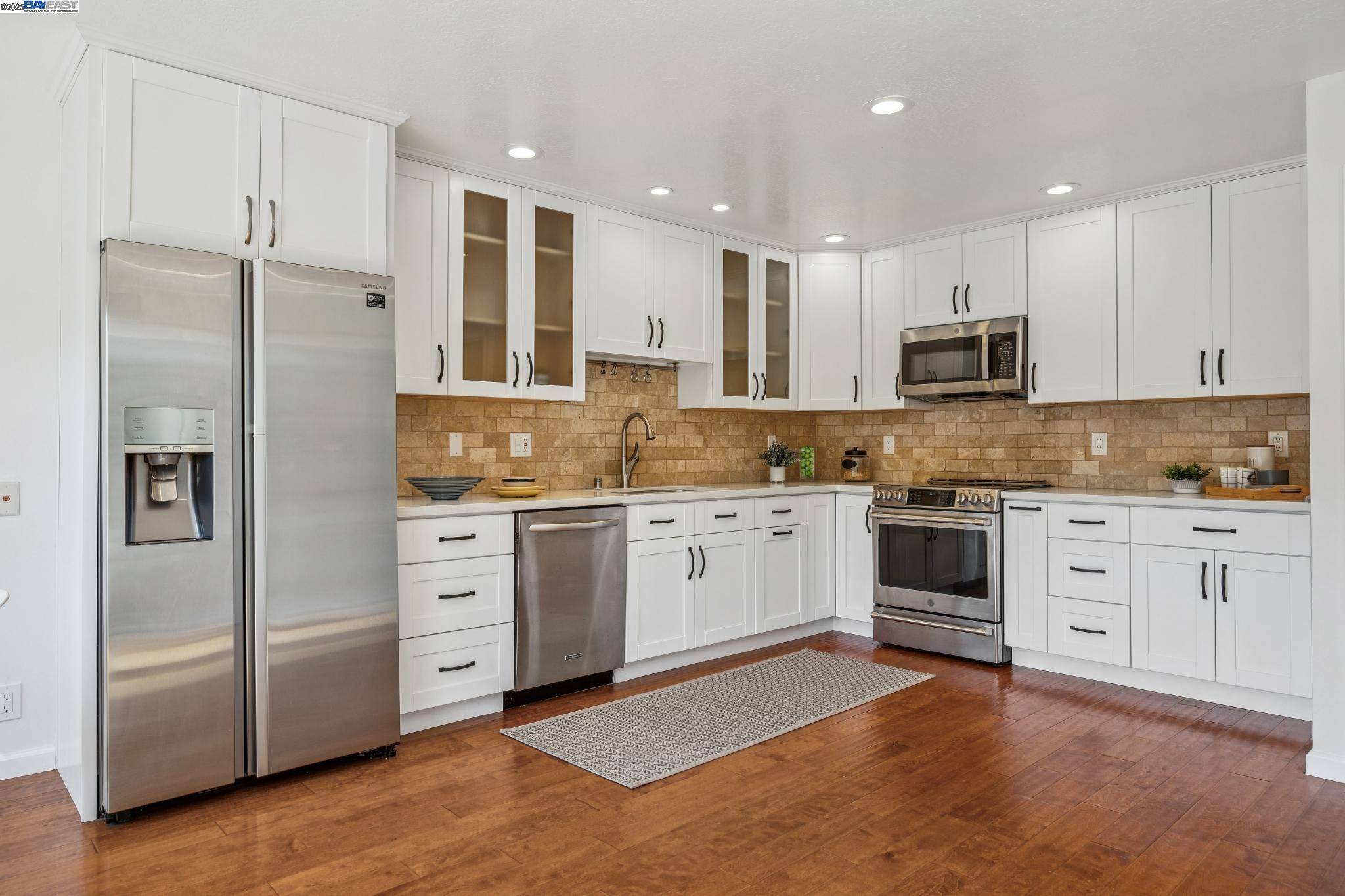 Alameda, CA 94502,3337 Solomon Ln