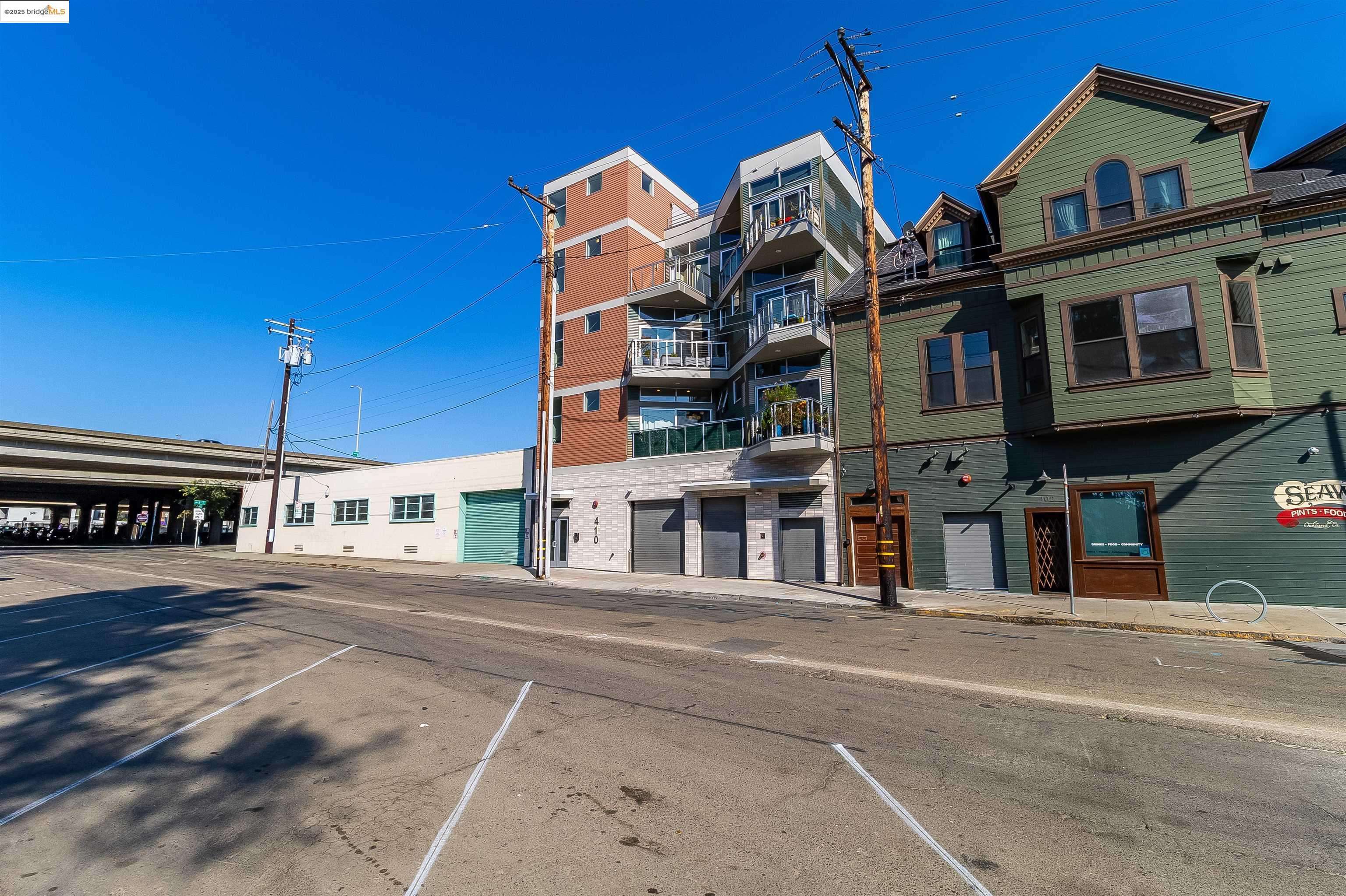 Oakland, CA 94607,410 Webster St #1