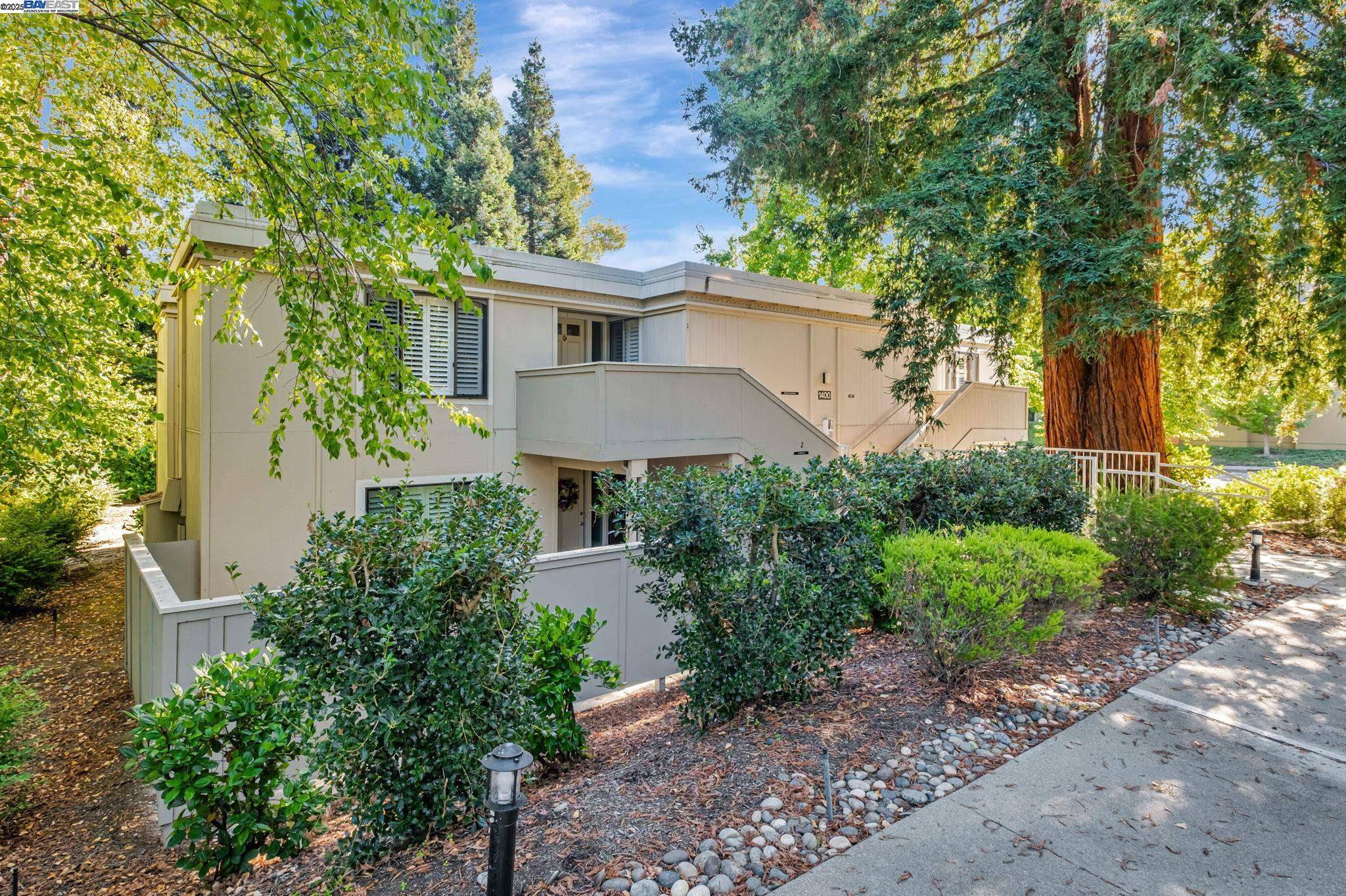 Walnut Creek, CA 94595,1400 Golden Rain Rd #3