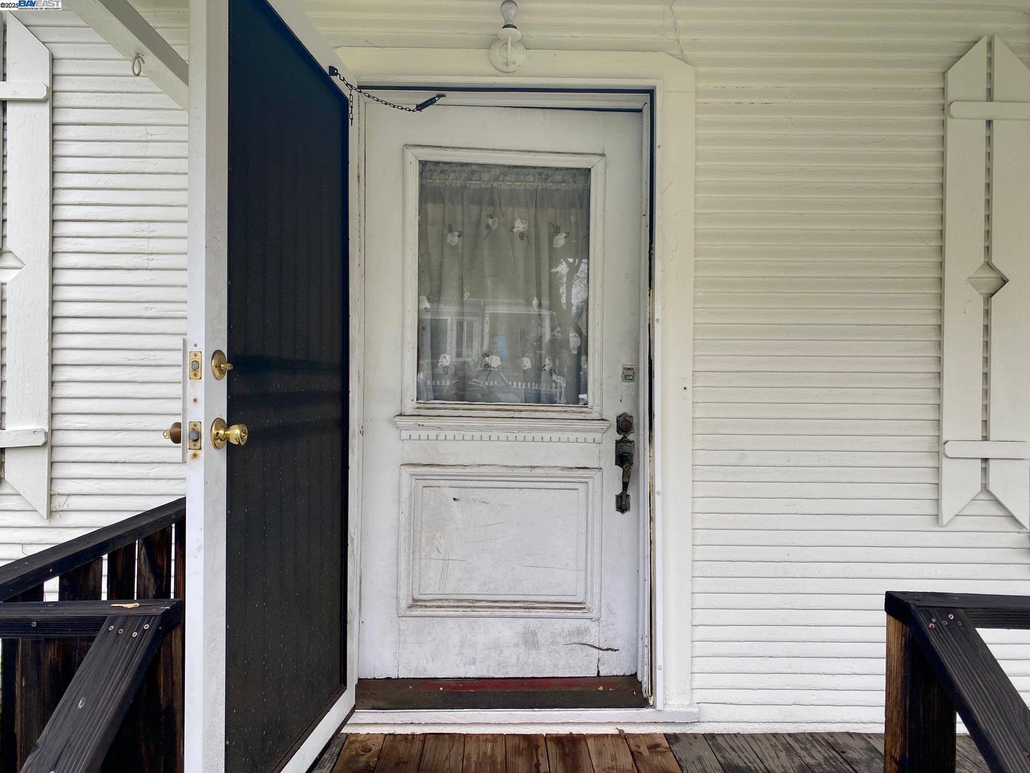 Alameda, CA 94501,549 Pacific Ave