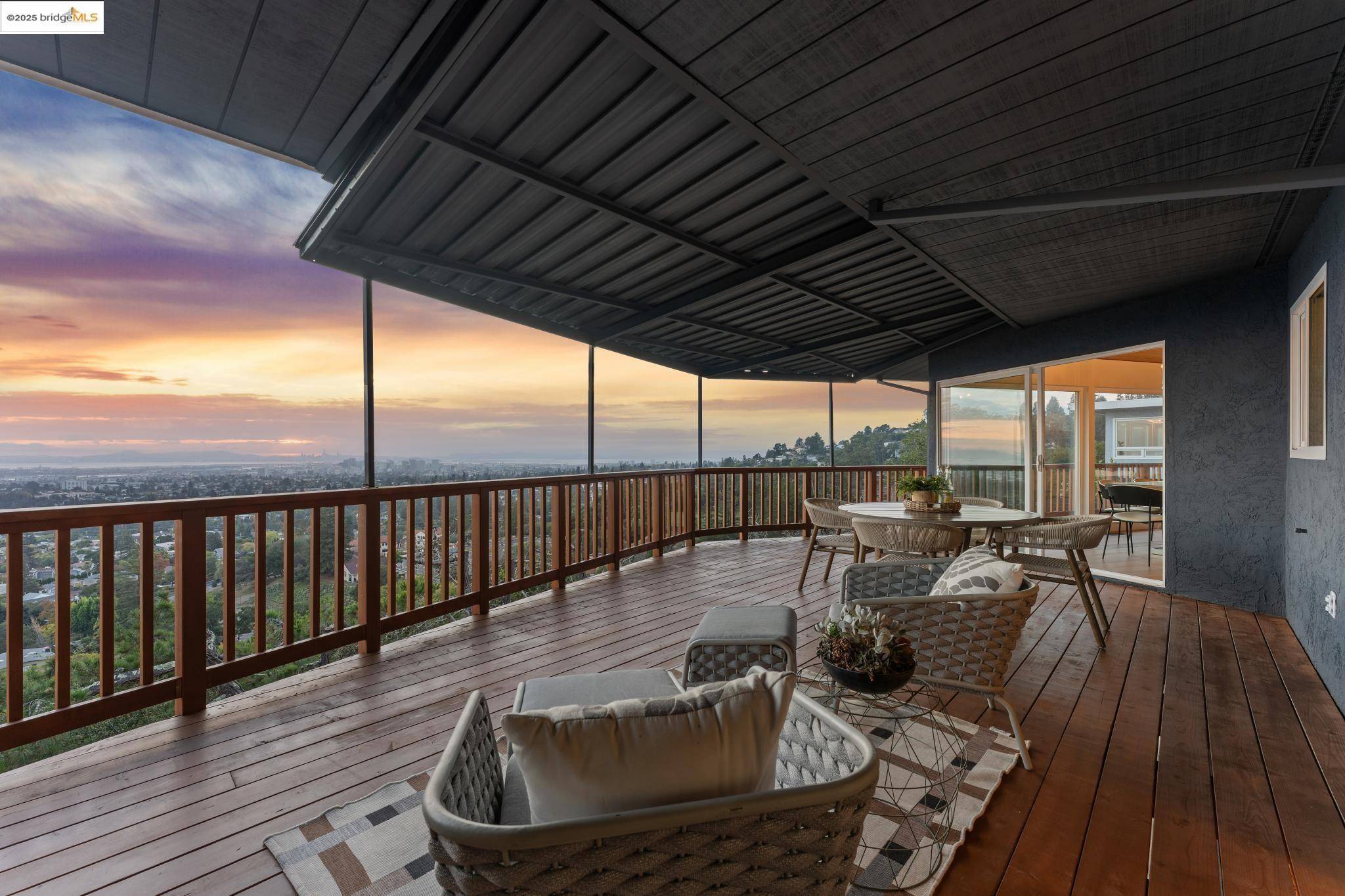 Oakland, CA 94602,37 Coolidge Ter