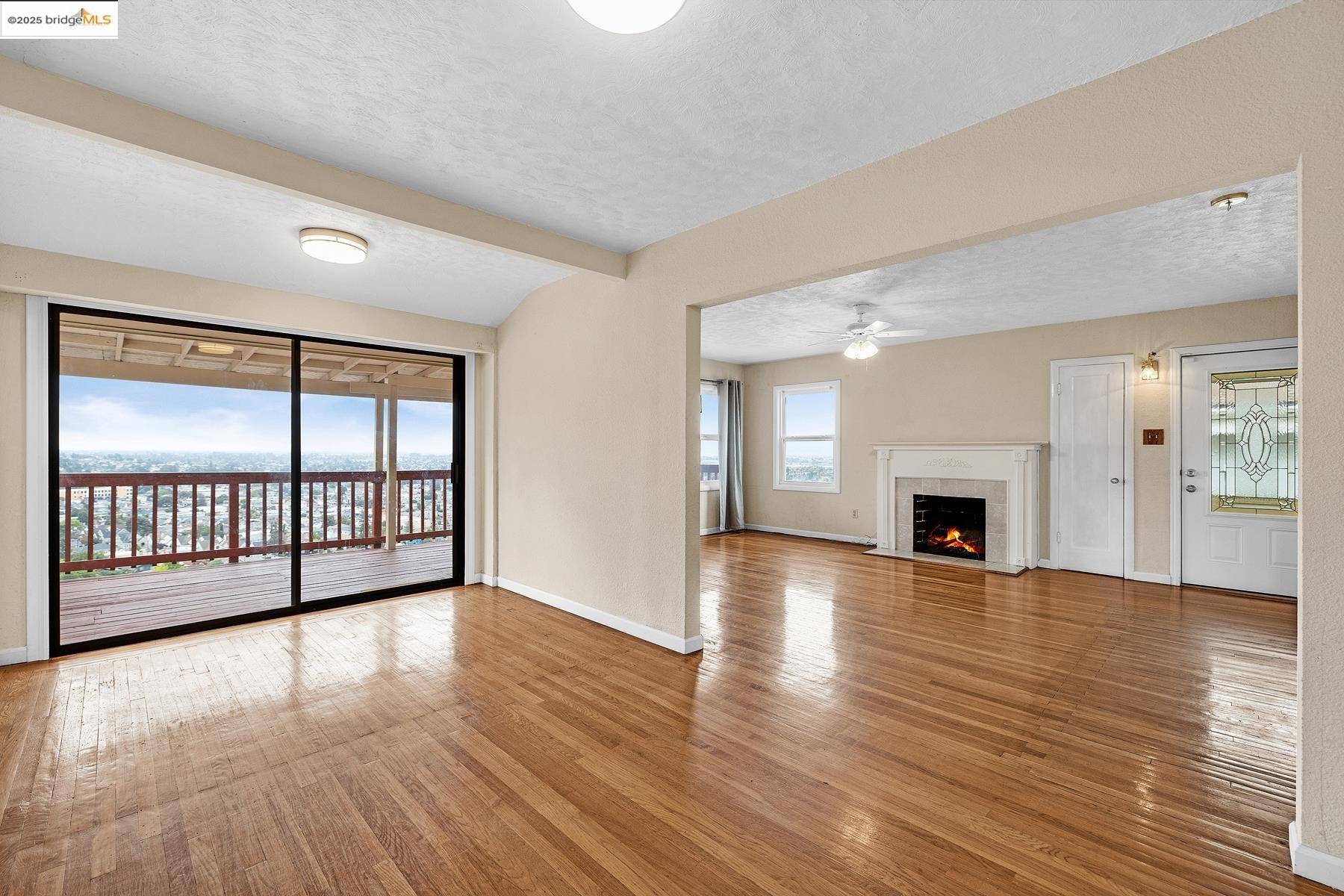 Oakland, CA 94605,6933 Simson Street