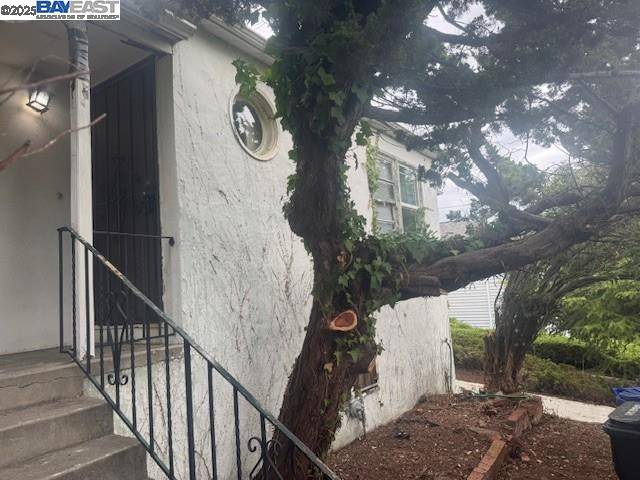 Oakland, CA 94602,2436 Potomac