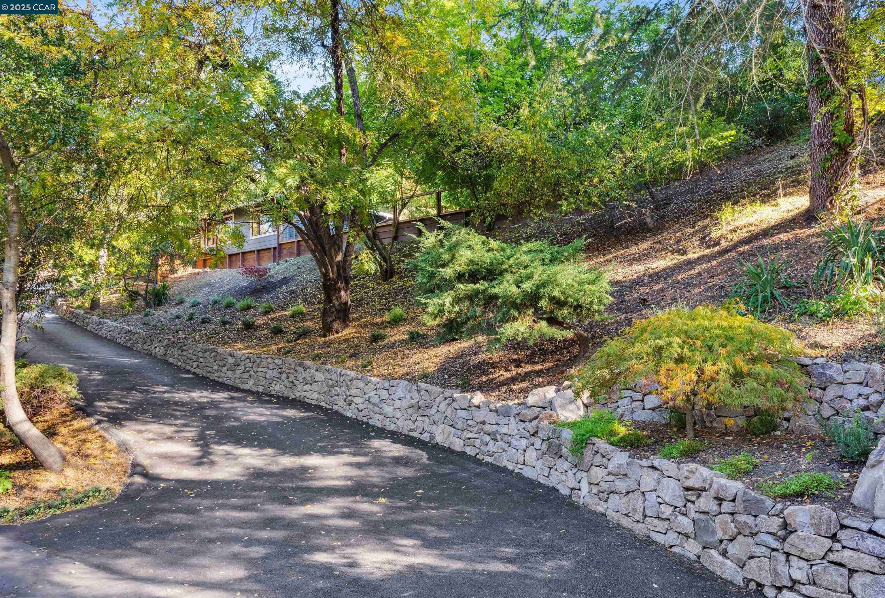 Lafayette, CA 94549,1126 N. Thompson Road