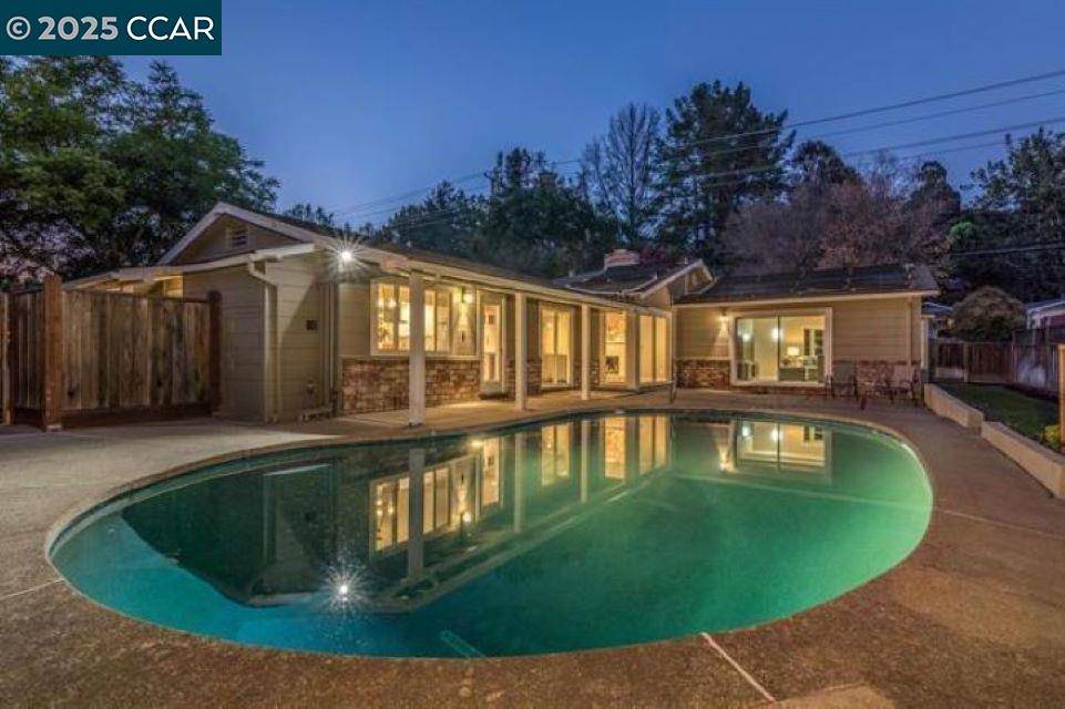 Orinda, CA 94563,7 El Corte