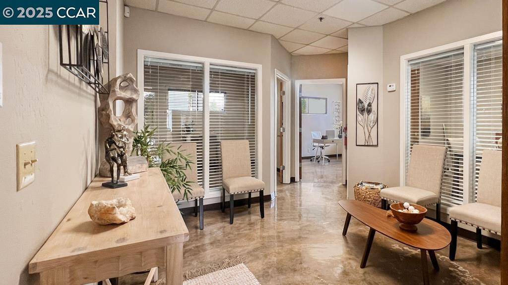 Pleasant Hill, CA 94523,91 Gregory Ln #11