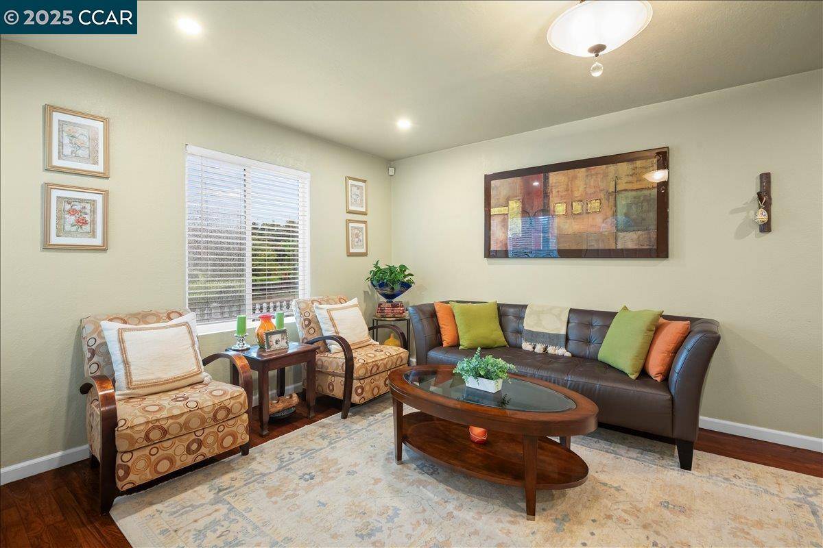 San Pablo, CA 94806,2996 Devon Way