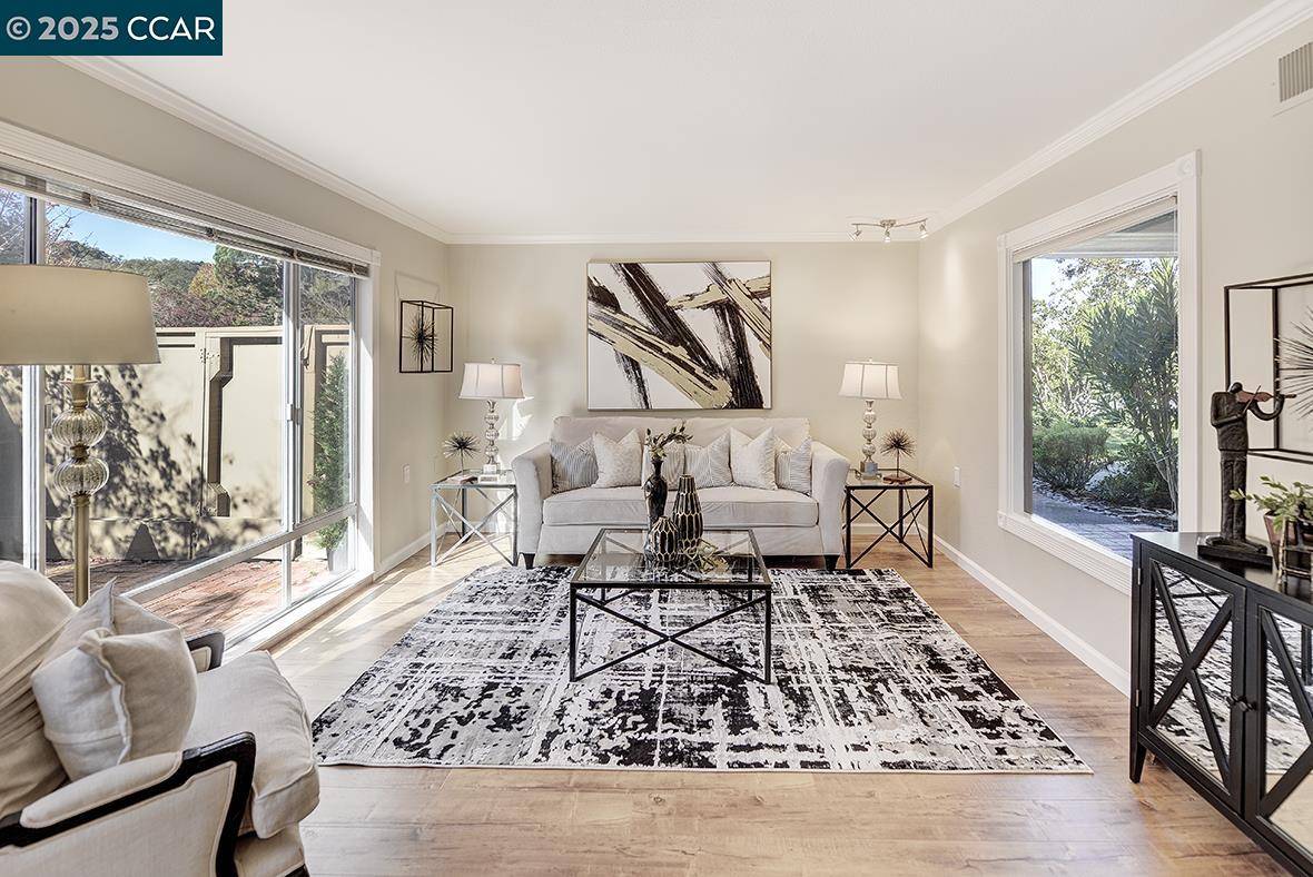 Walnut Creek, CA 94595,2424 Tice Creek Dr. #2