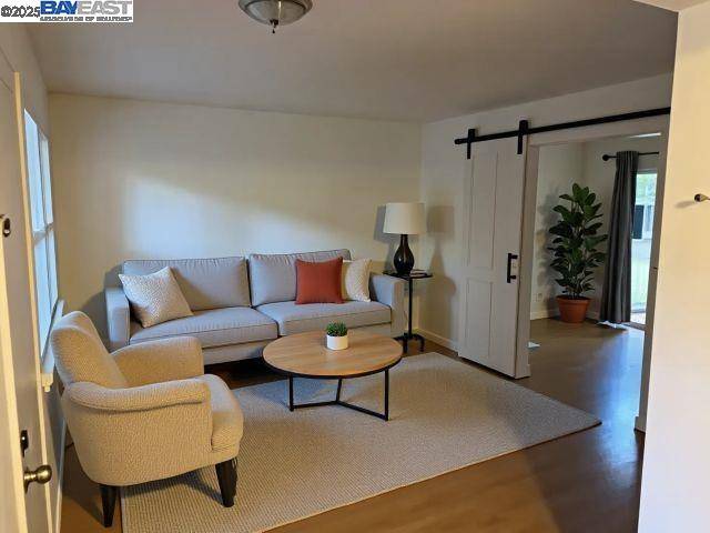 Pleasant Hill, CA 94523,884 Camelback Pl