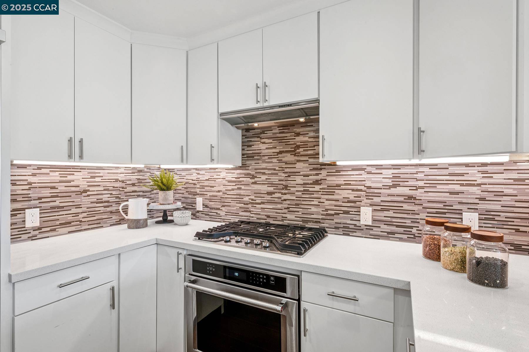 Lafayette, CA 94549,1000 Dewing Ave #214