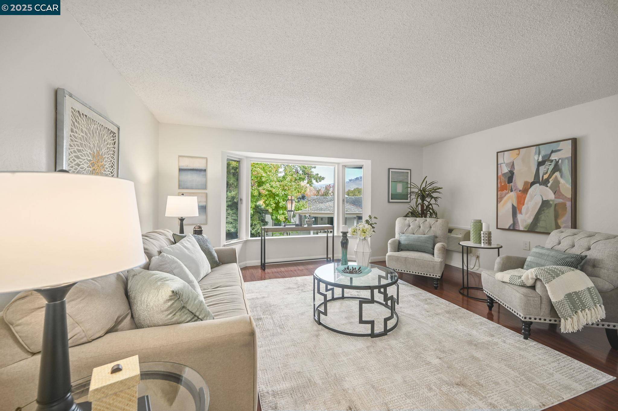 Walnut Creek, CA 94595,3465 Tice Creek Dr ##4