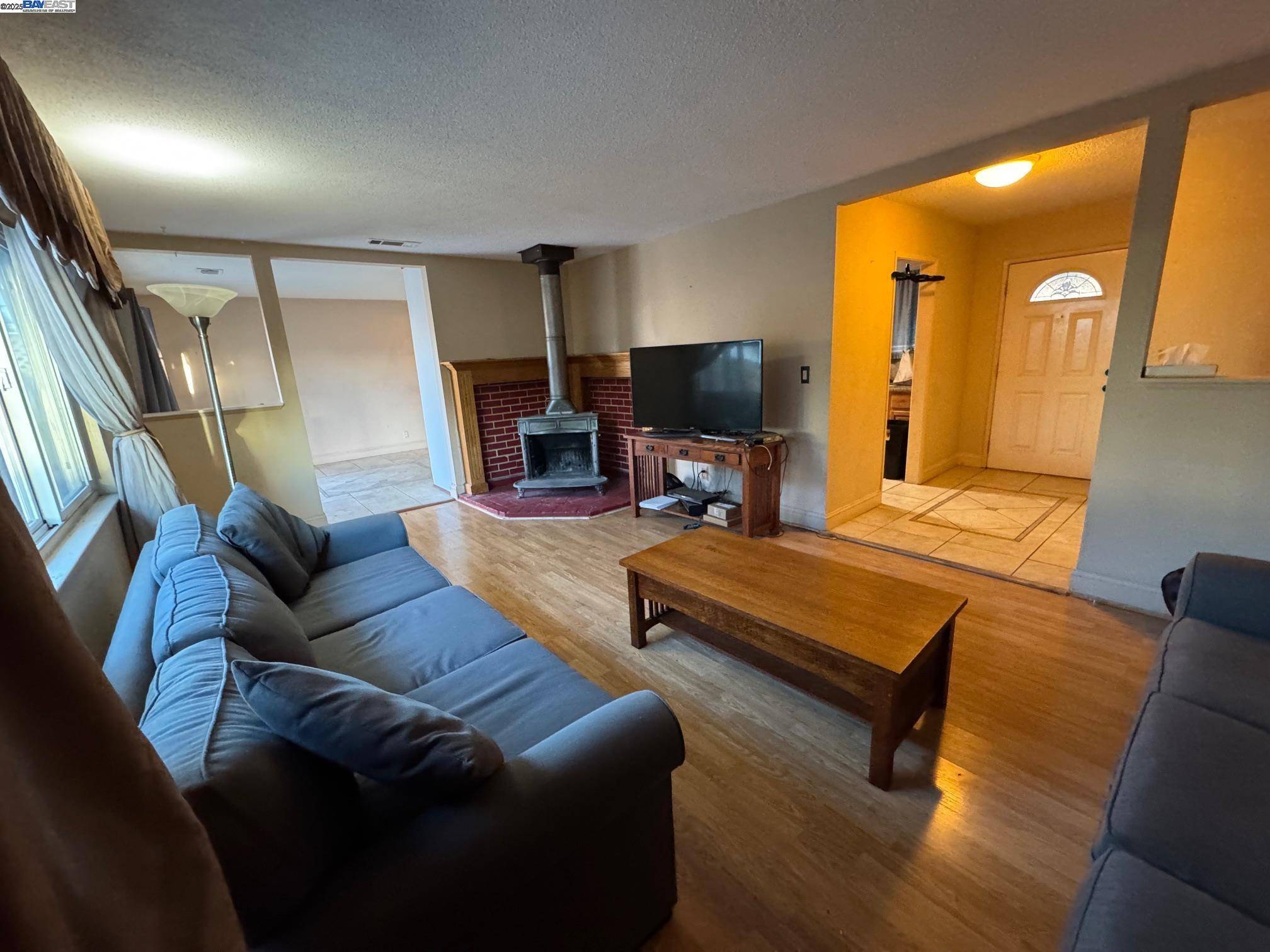 Dublin, CA 94568,7608 Canterbury Ln