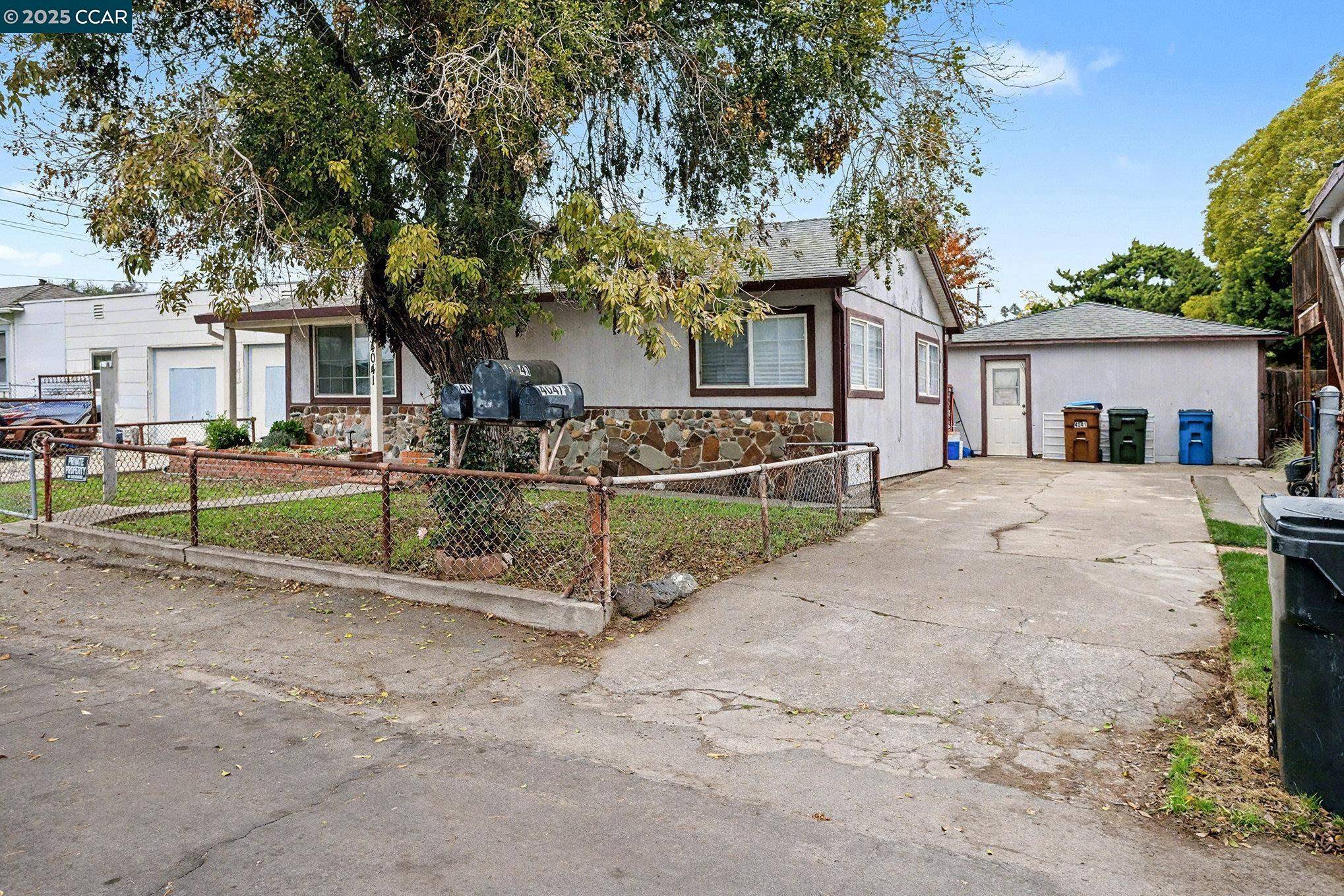 Martinez, CA 94553,4041-4047 Ellis Rd