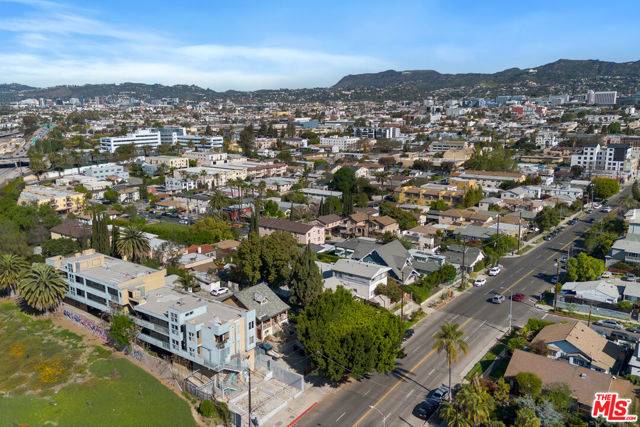 Los Angeles, CA 90004,443 N Virgil Avenue