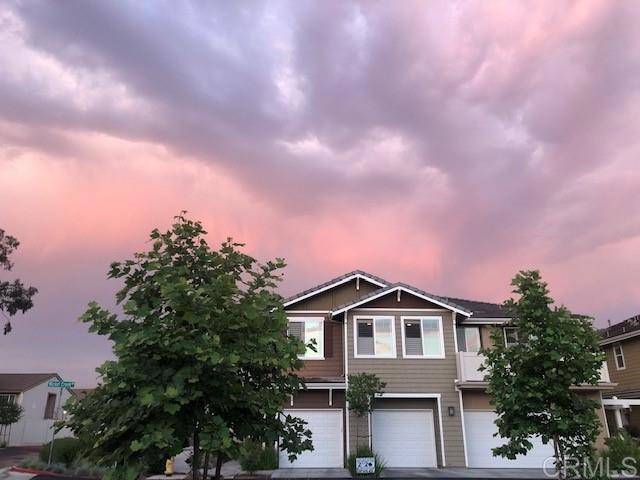 Ramona, CA 92065,445 Nickel Creek