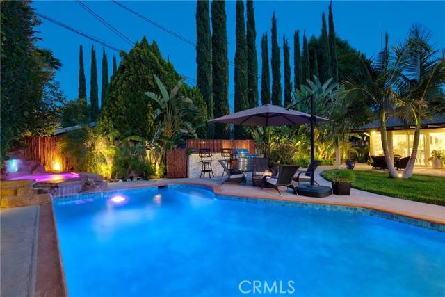 Woodland Hills (los Angeles), CA 91367,24319 Burbank Boulevard