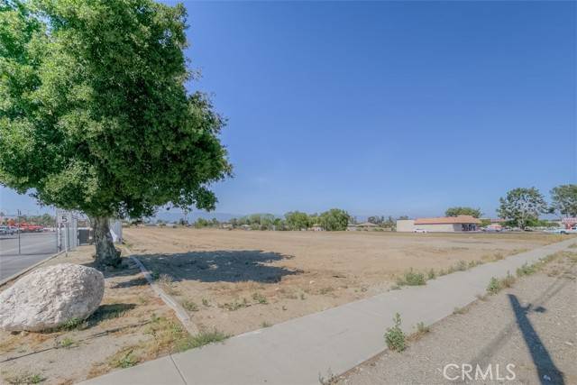 Fontana, CA 92335,17630 Arrow Boulevard