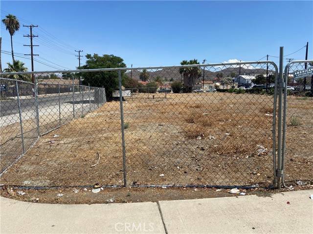 Lake Elsinore, CA 92530,127 W graham Avenue