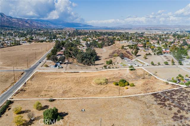 Wildomar, CA 92595,20980 Palomar Street