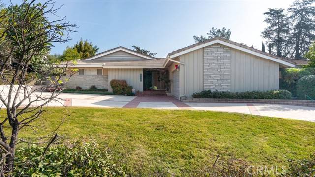 Sierra Madre, CA 91024,1960 Liliano Drive